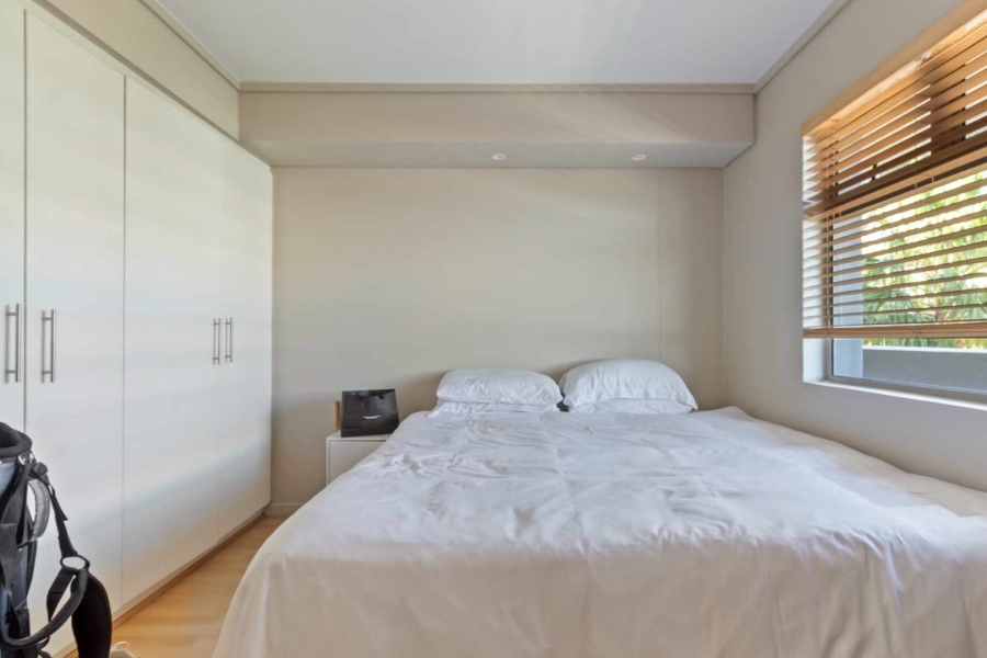 2 Bedroom Property for Sale in Sea Point Western Cape